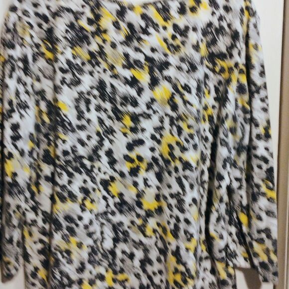 Ruby Rd Black and White Wrap Blouse Relaxed Fit - Picture 11 of 12